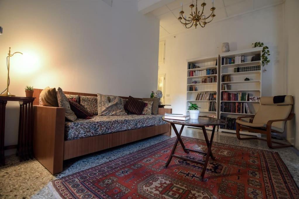 Cozy Apartment With Private Garden - City Center - 佛罗伦萨 外观 照片